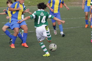 开云体育app-曼联绝杀阿森纳，莱万补时绝平足总杯，球迷热血沸腾