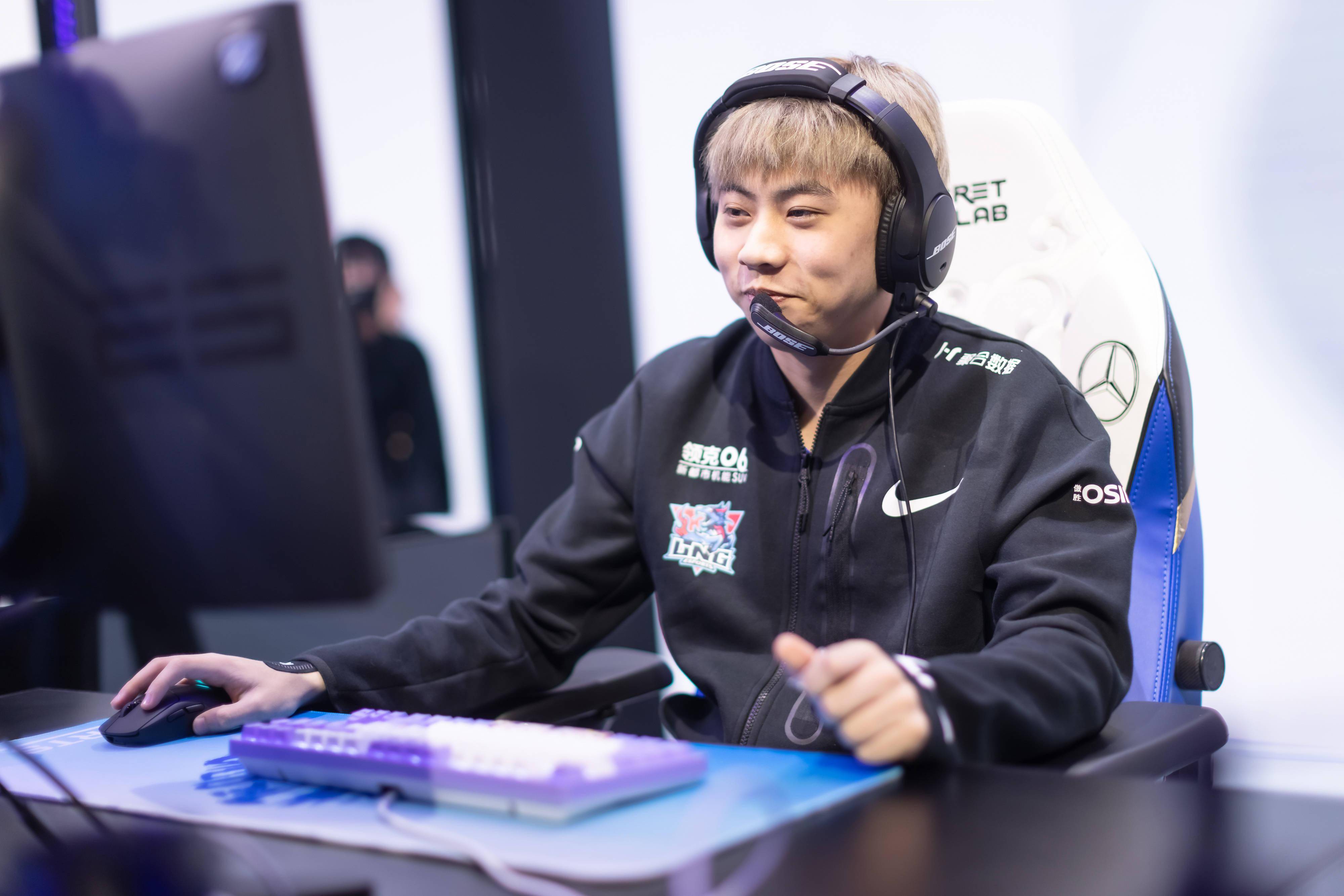 C9绝杀DFM,Caps拿下关键大龙峡谷大战淘汰赛,技惊四座 C9绝杀DFM,Caps拿下关键大龙峡谷大战淘汰赛,技惊四座