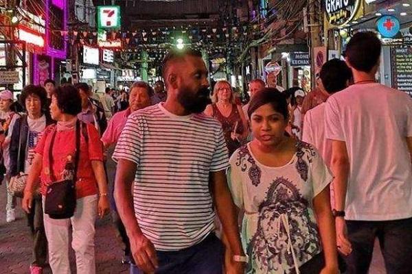 开云体育官网-包含韩国队碾压泰国队，郑思维状态火热的词条