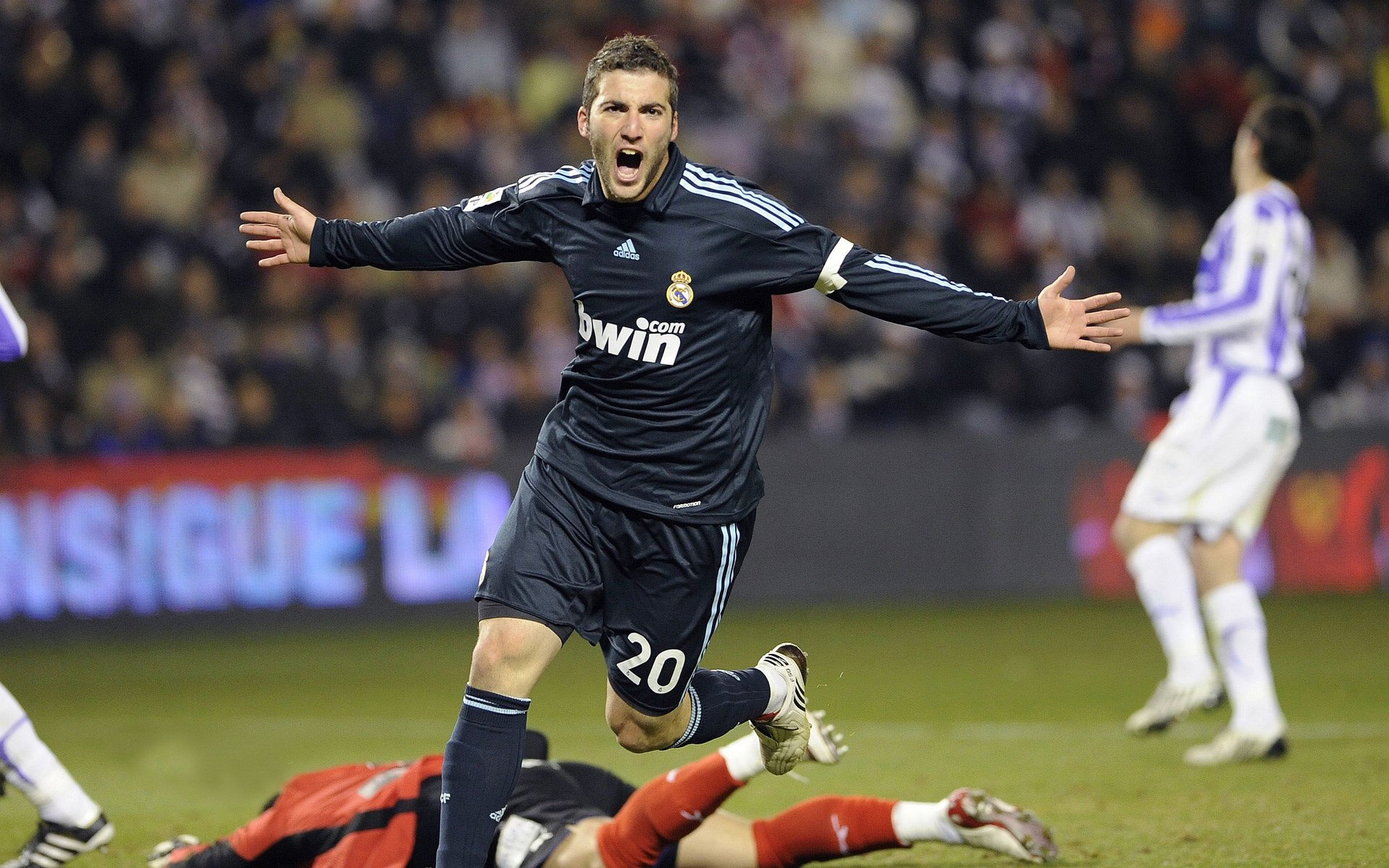 开云体育-意甲焦点战之夜，贝林厄姆如何一手掌控比赛走势？